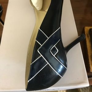 JIMMY CHOO PUMPS